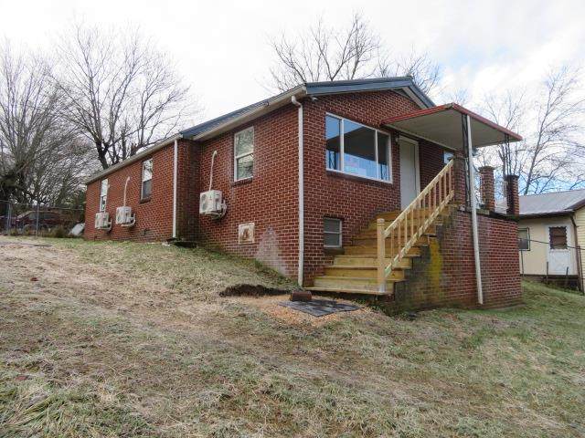 270 Jac And Mac St - Photo 1