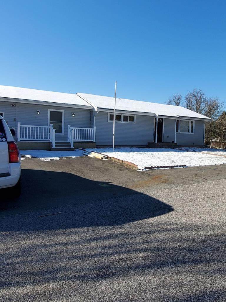 905 Baldwin Ave - Photo 1