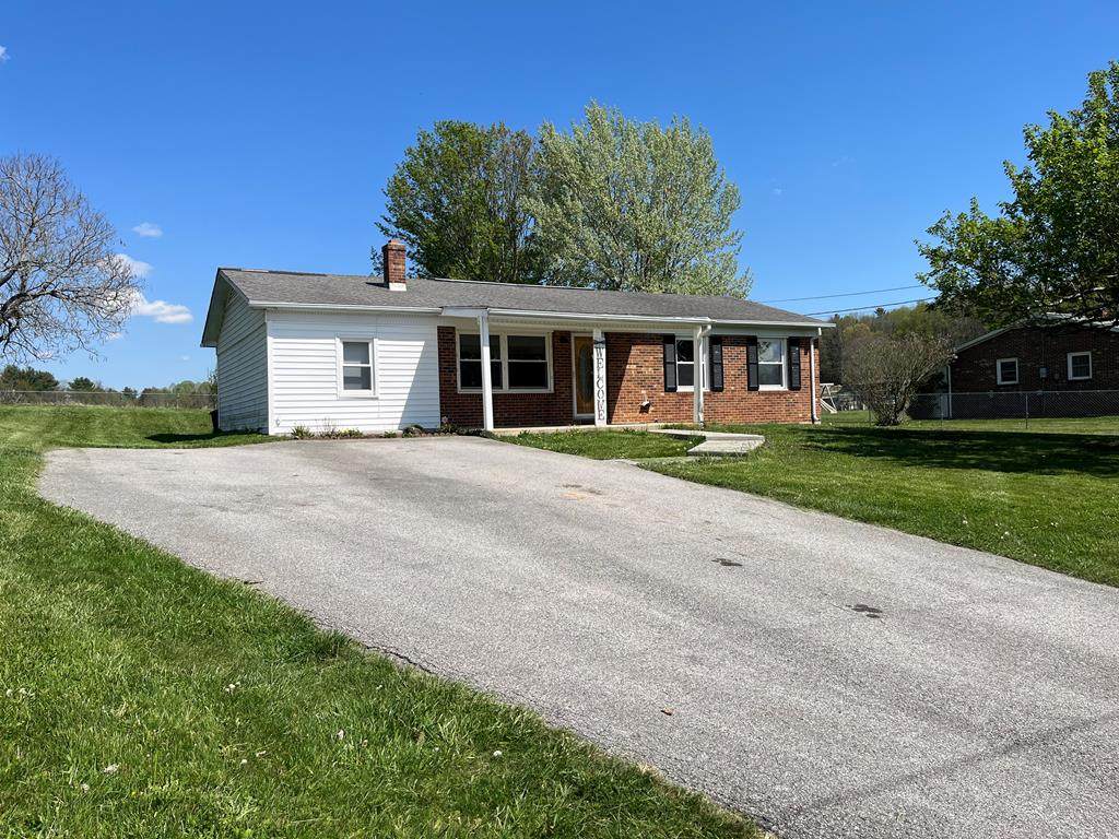 76 Rolling Hills Circle - Photo 1