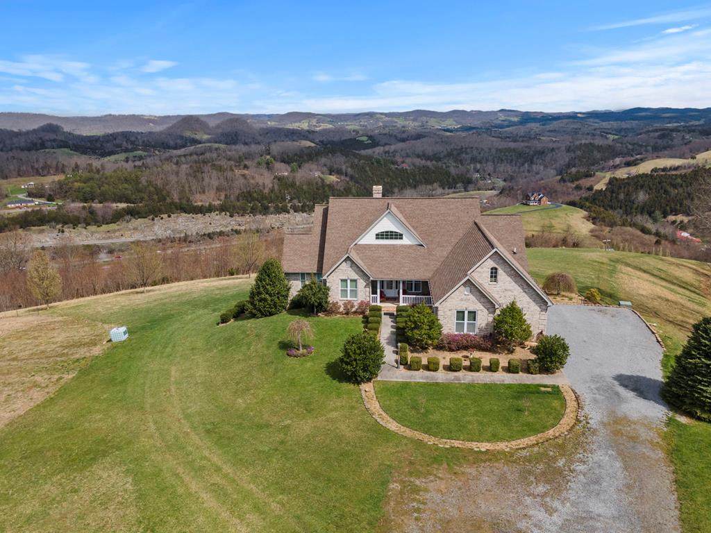 558 Indian Hills Drive - Photo 1