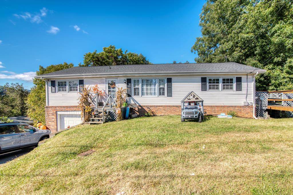 101 Briarwood Hills Drive - Photo 1