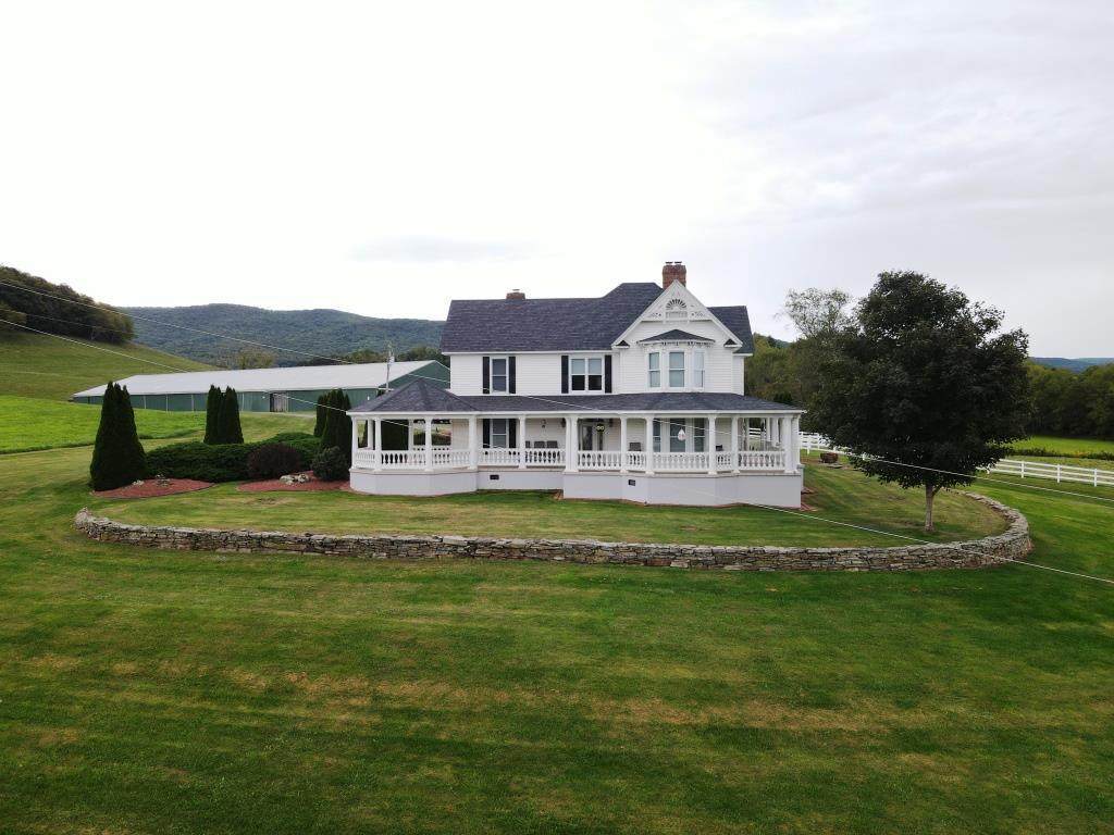 282 Maple Hill Dr - Photo 1