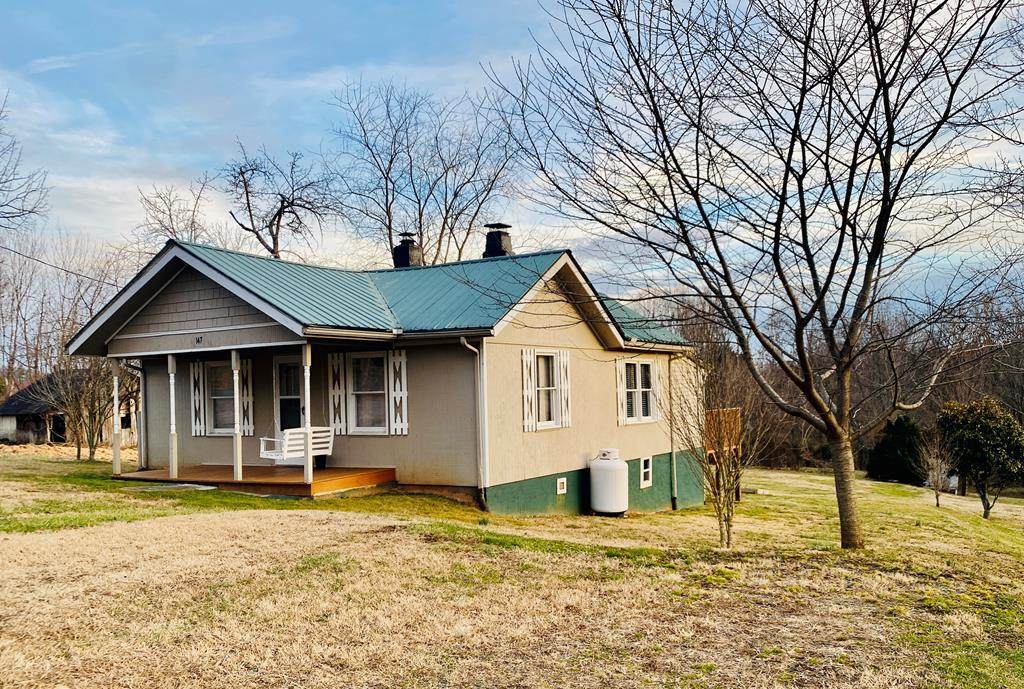 147 Magnolia St. - Photo 1