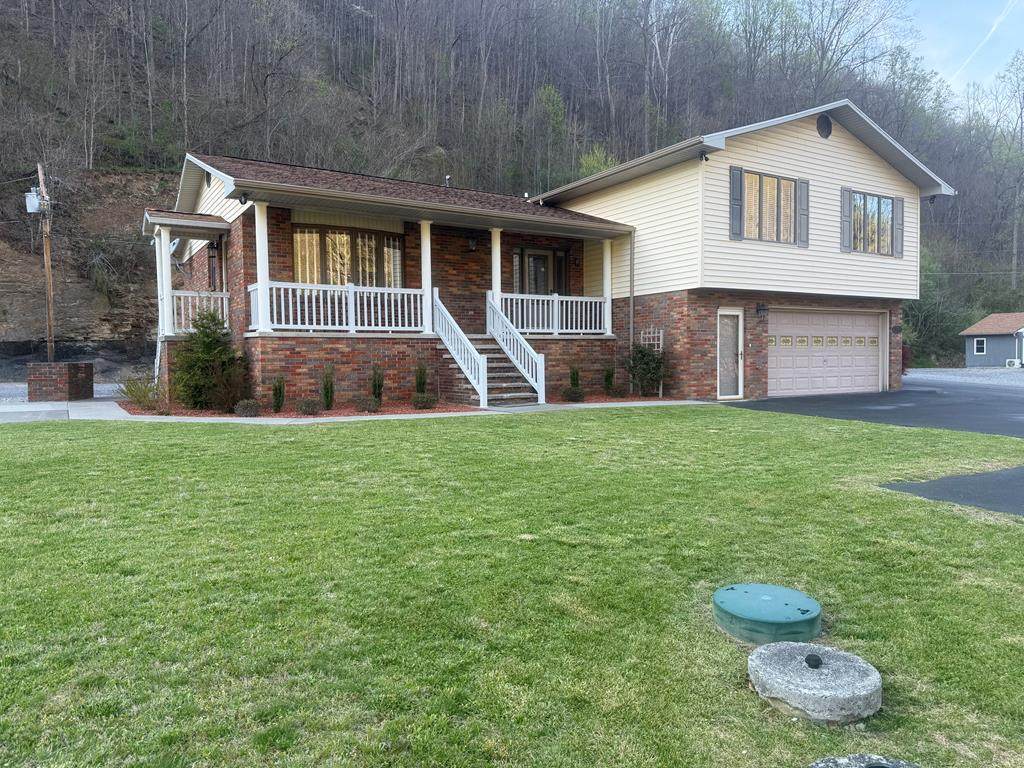 1077 Navigator Rd - Photo 1