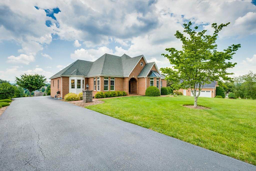 419 Winterham Drive - Photo 1