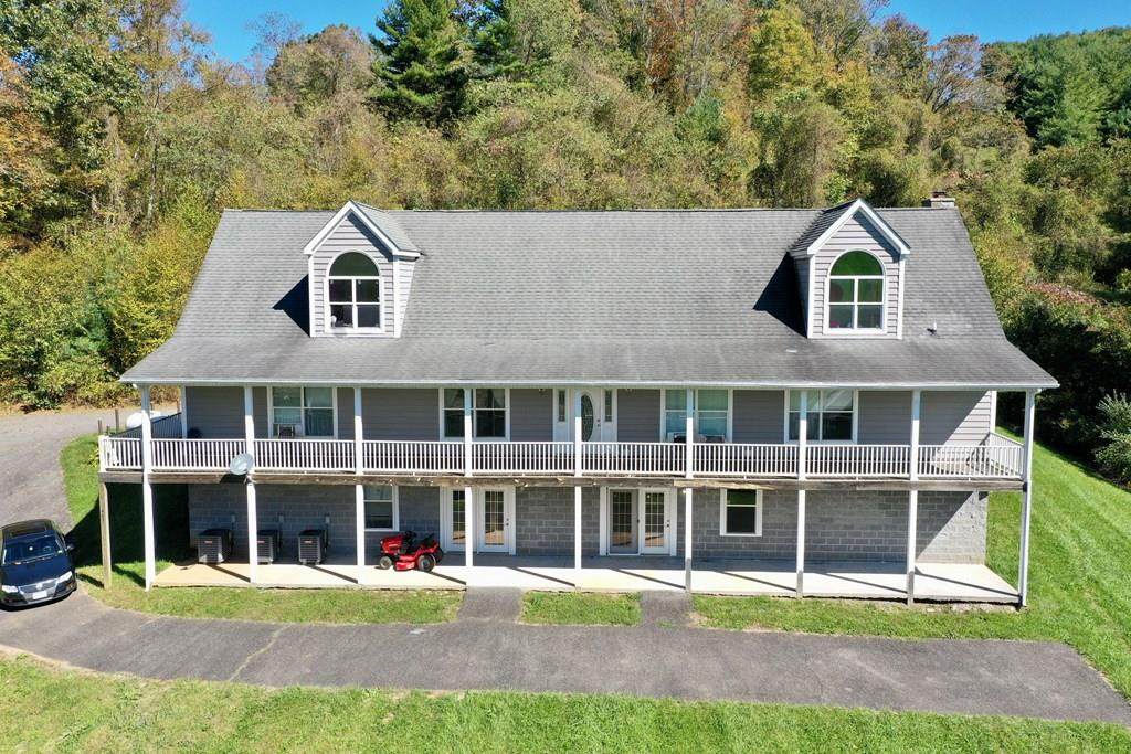 4631 Meadow Creek Rd - Photo 1