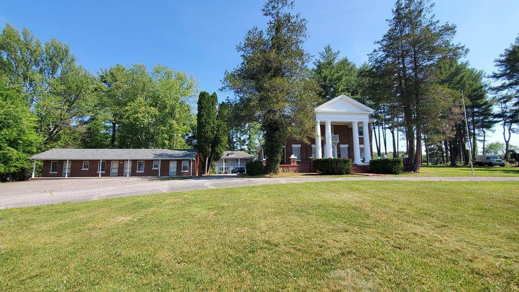 2700 Lee Highway - Photo 1