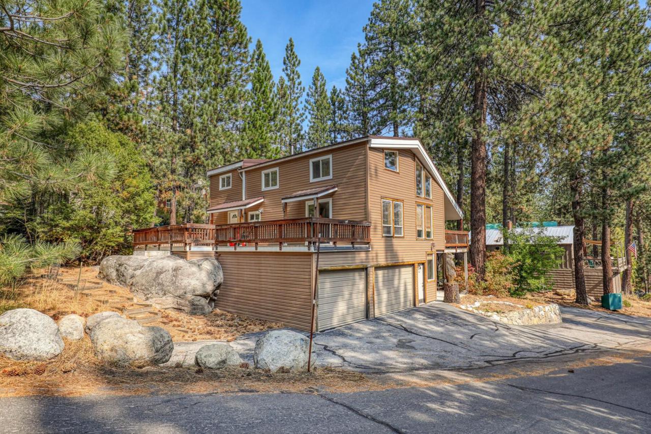 13746 Mogul Way - Photo 1