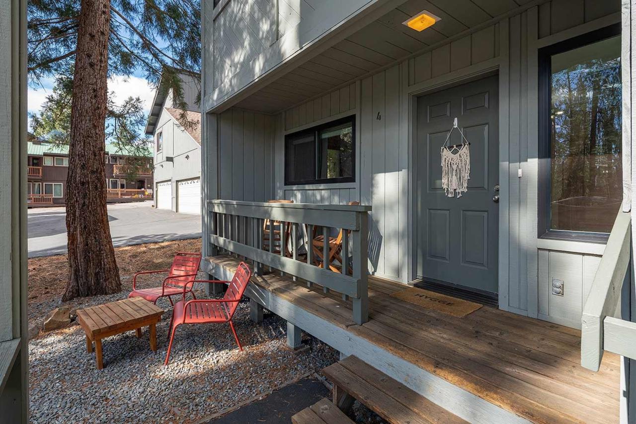 12809 Northwoods Boulevard - Photo 1