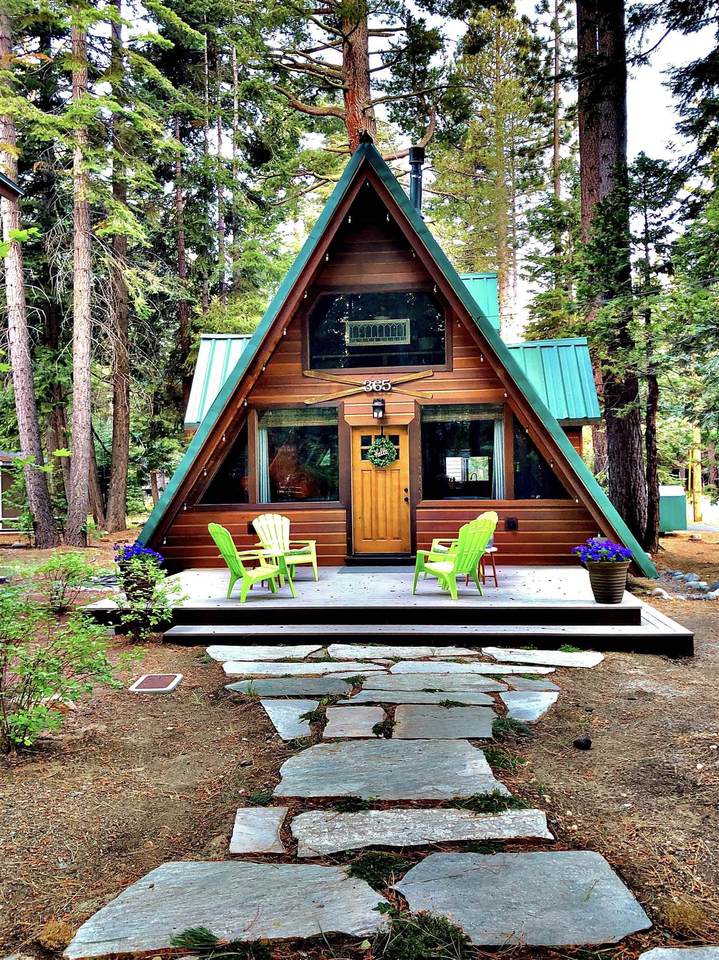 365 Fir Street - Photo 1