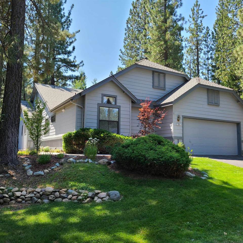 234 Tamarack Court - Photo 1