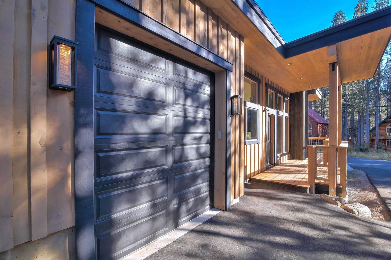 10100 Poma Lane - Photo 1