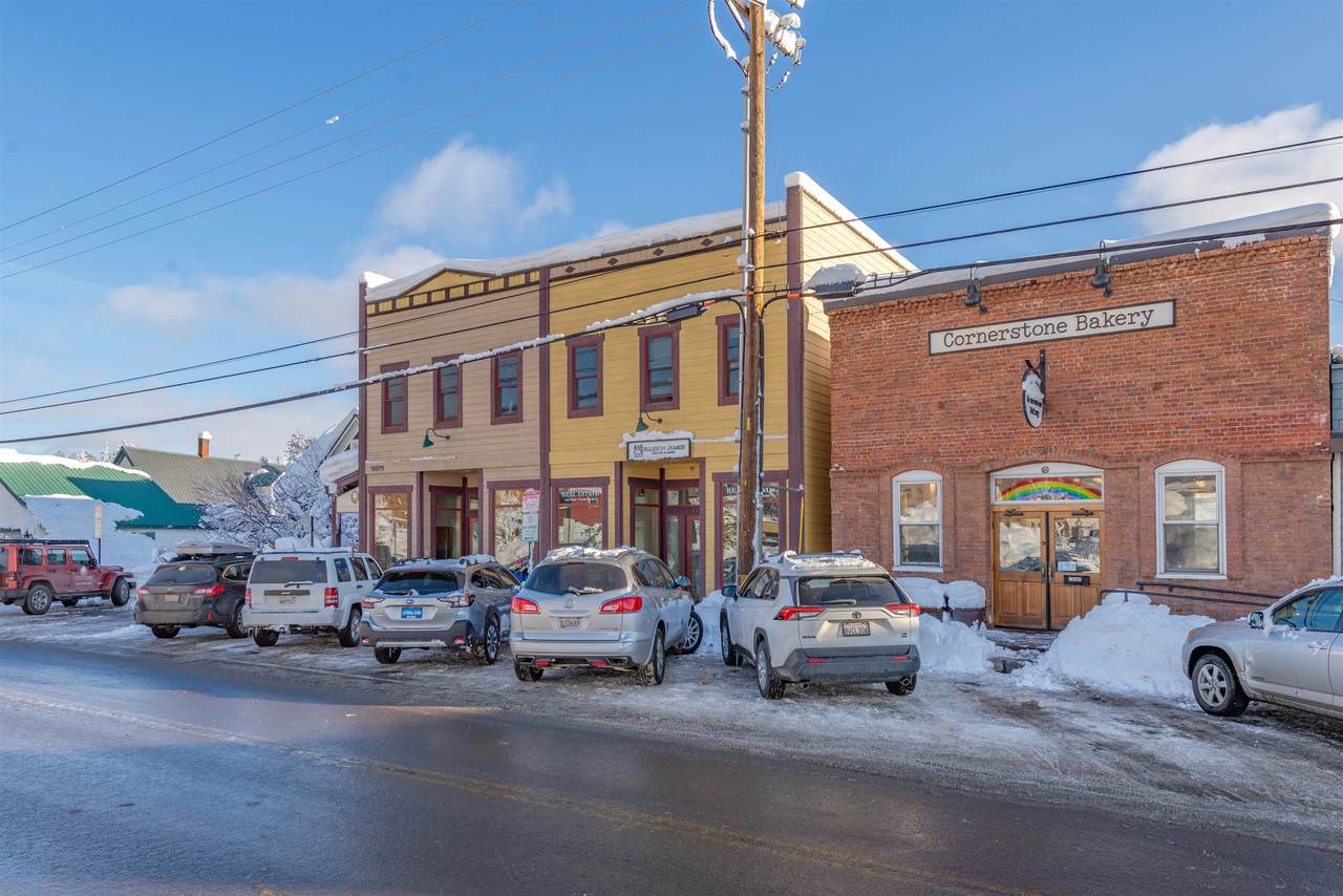 10075 River Street - Photo 1