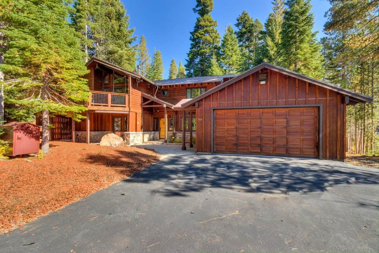 704 Cascade Circle - Photo 1