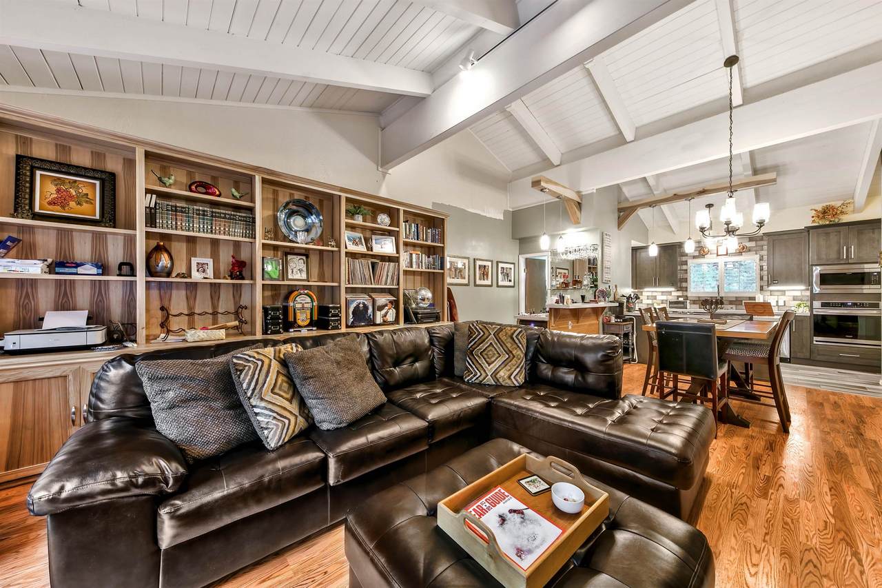 321 Ski Way - Photo 1