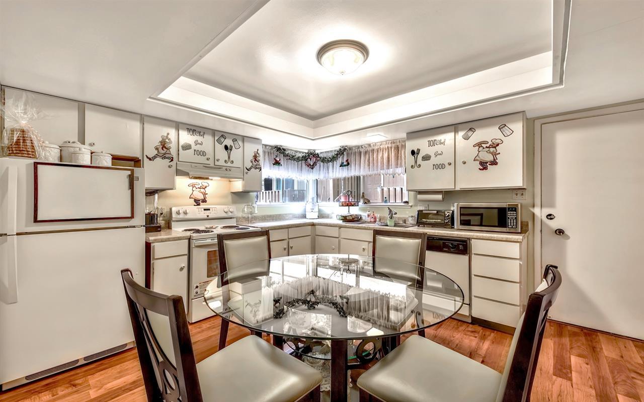 870 Southwood Boulevard - Photo 1
