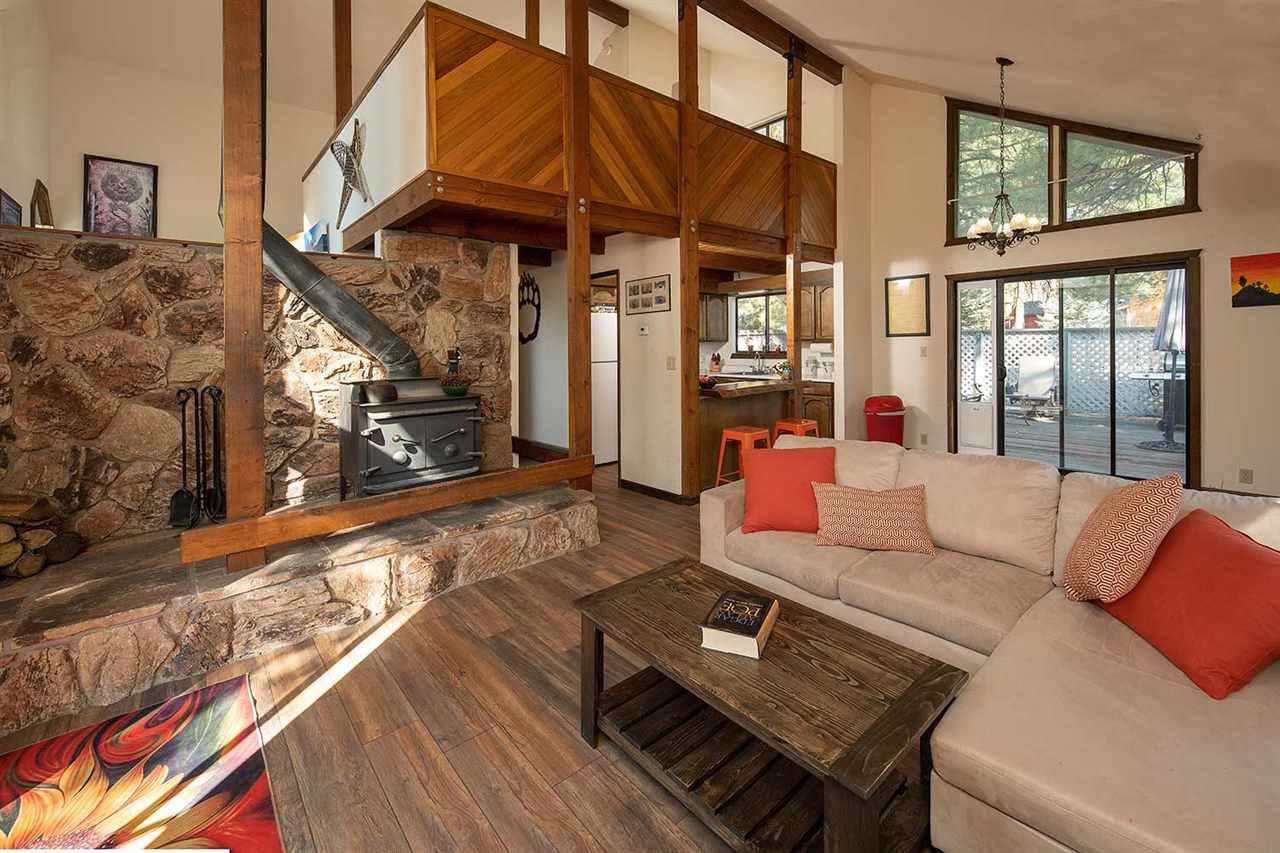 10831 Dorchester Drive - Photo 1