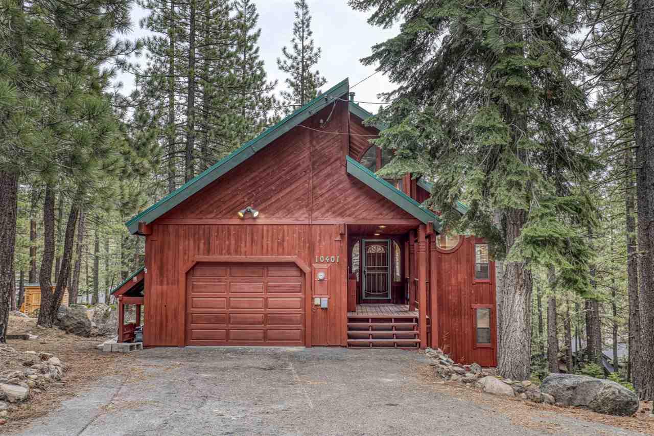 10401 Northwoods Boulevard - Photo 1