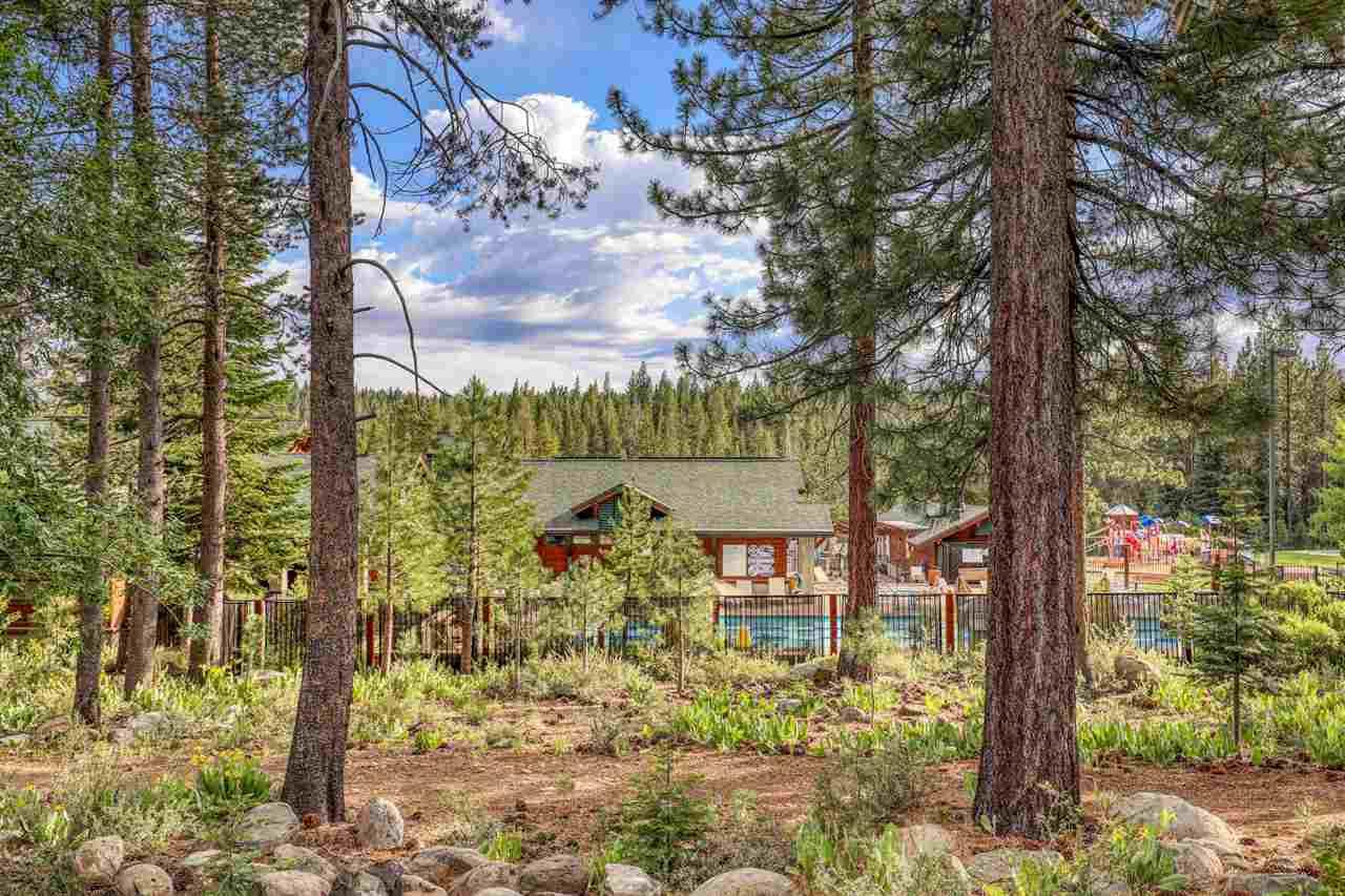12673 Northwoods Boulevard - Photo 1