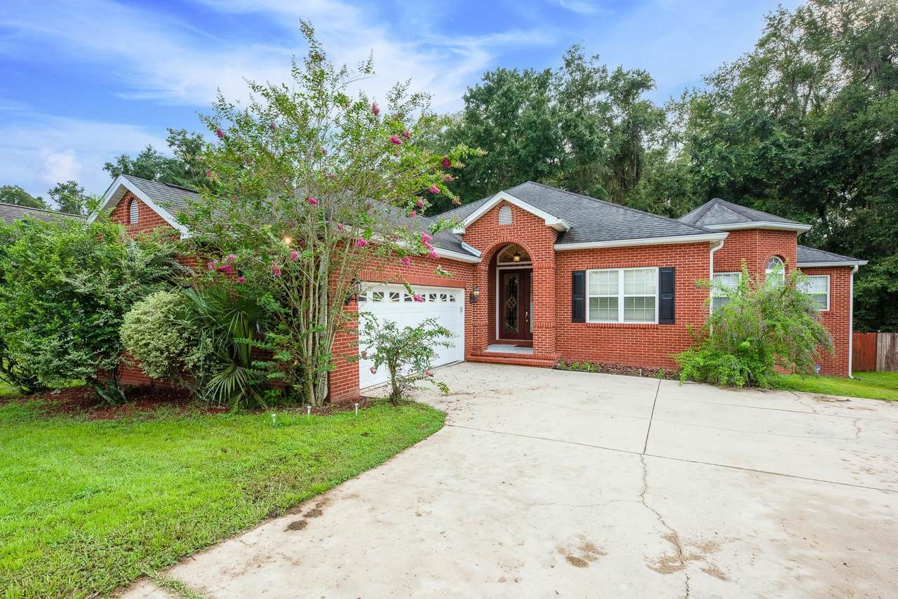 1142 Sandler Ridge Road - Photo 1