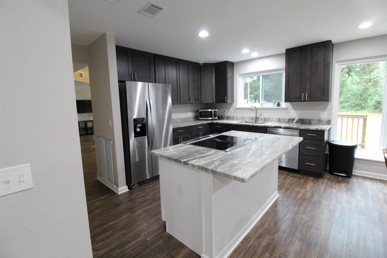438 Groveland Hills Drive - Photo 1
