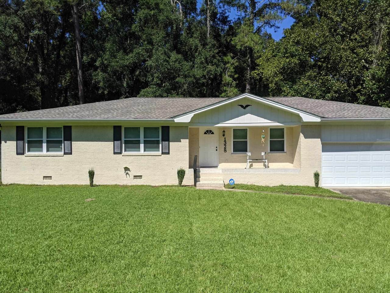 1328 Linwood Drive - Photo 1