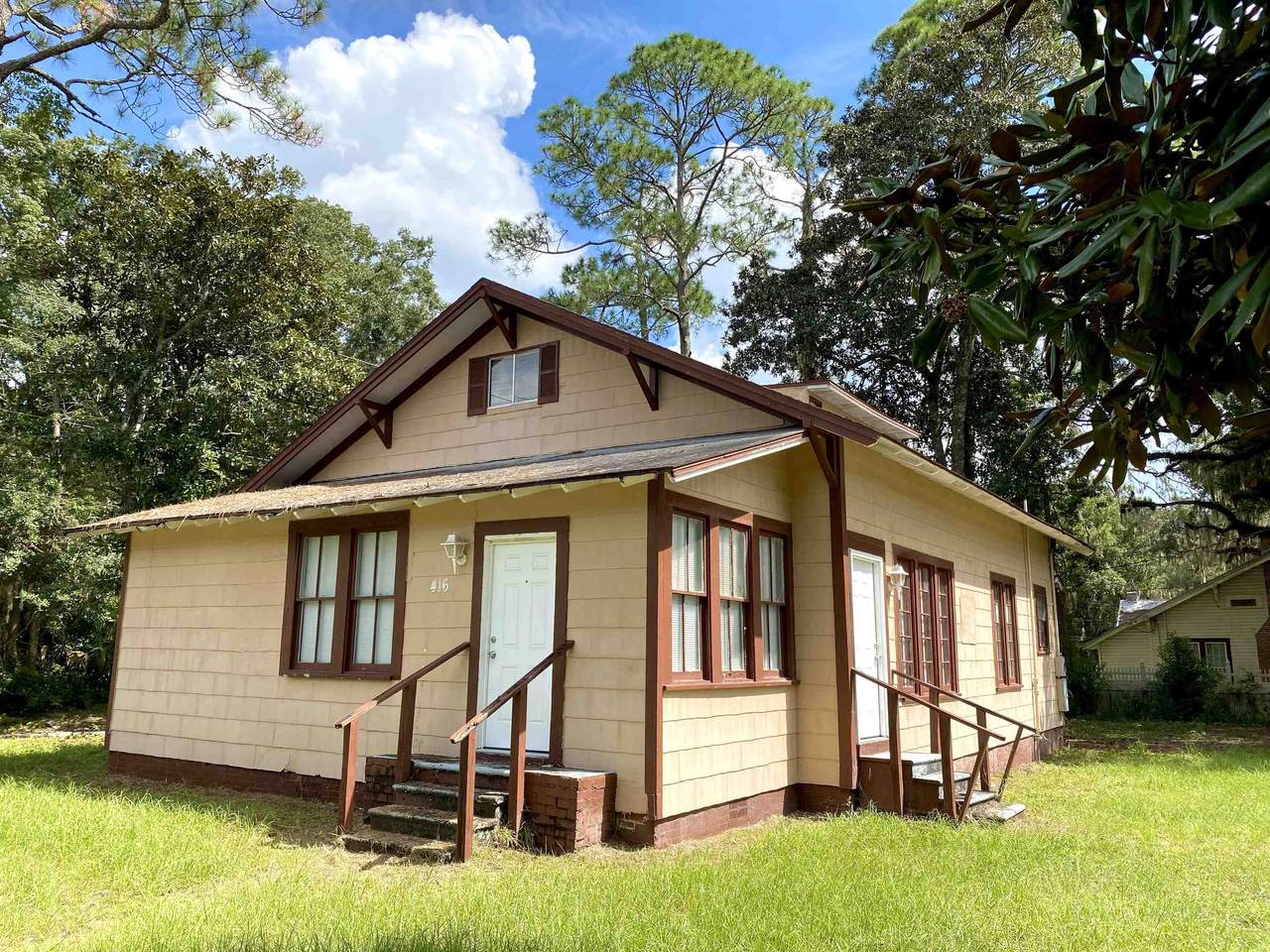 416 Calhoun Street - Photo 1