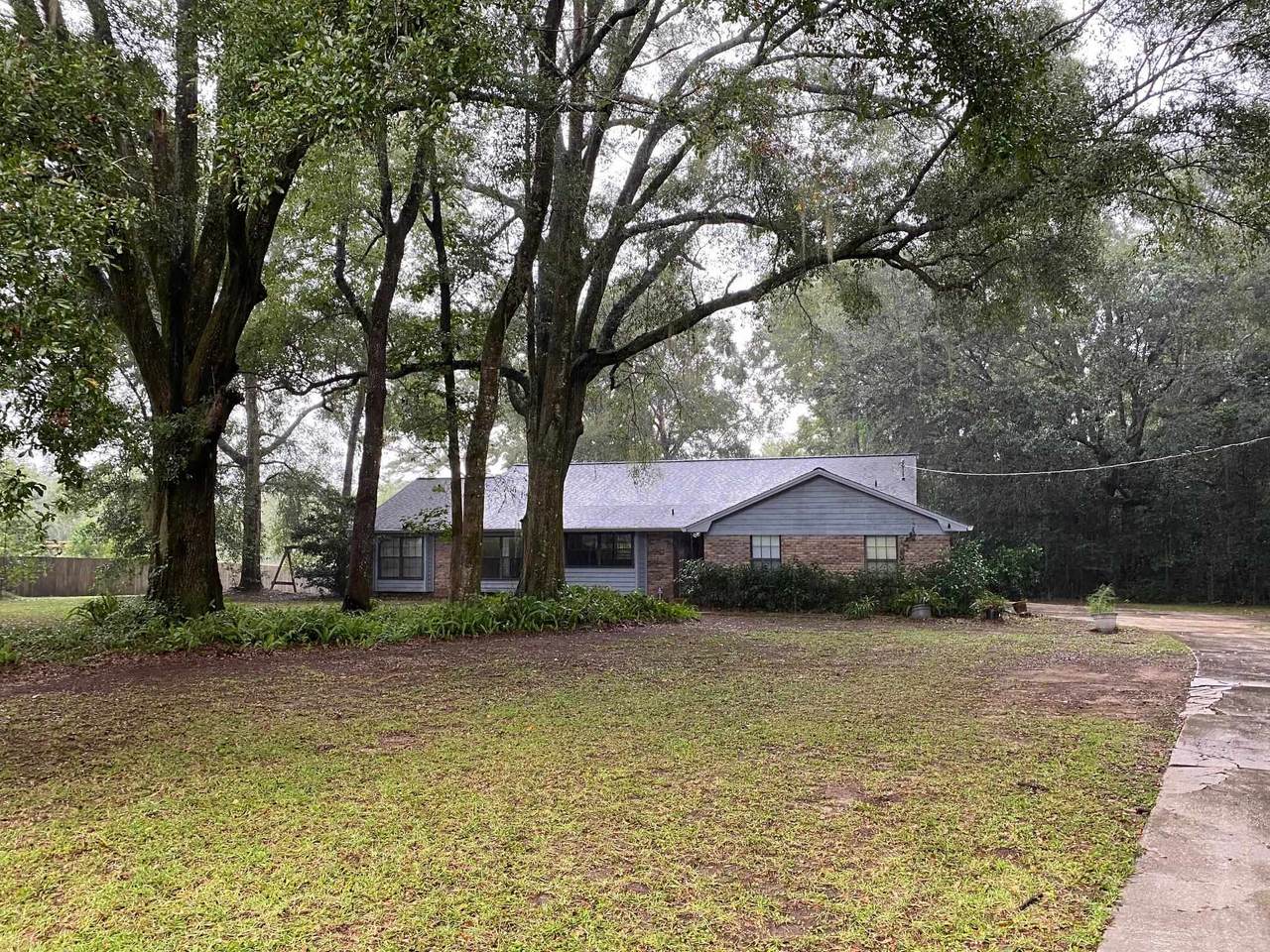 1174 Walden Road - Photo 1
