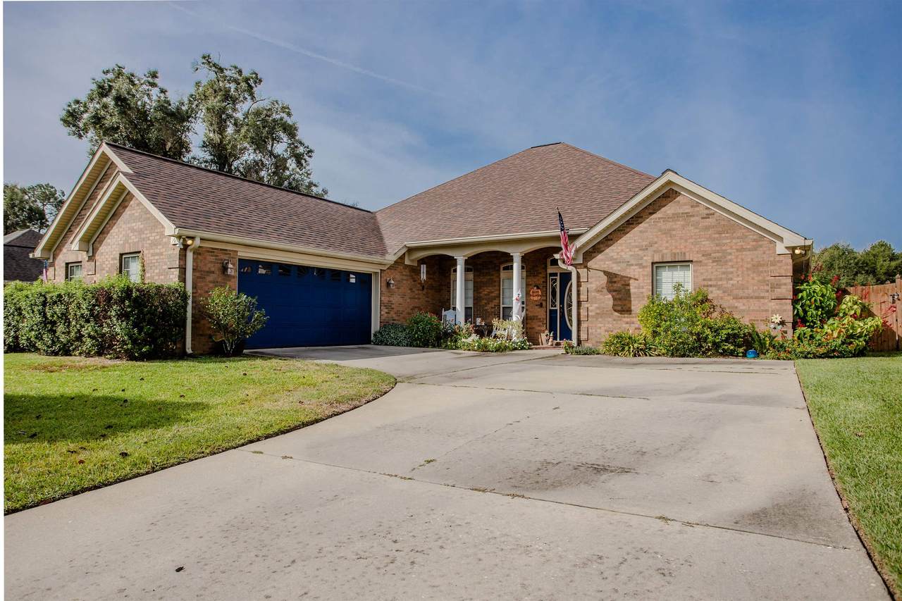 212 Waynard Way - Photo 1