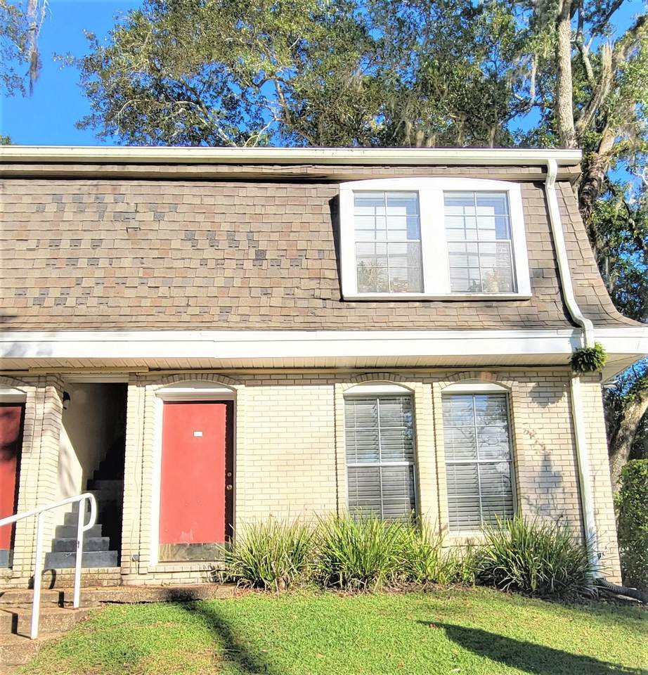 2020 Continental Avenue - Photo 1