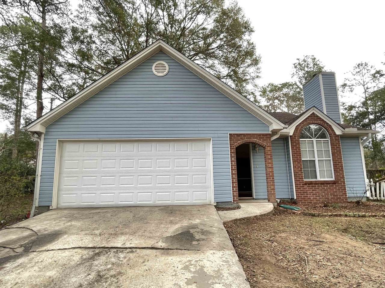 4752 Pimlico Drive - Photo 1