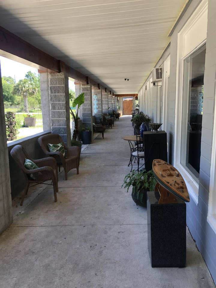 2390 Oak Street - Photo 1