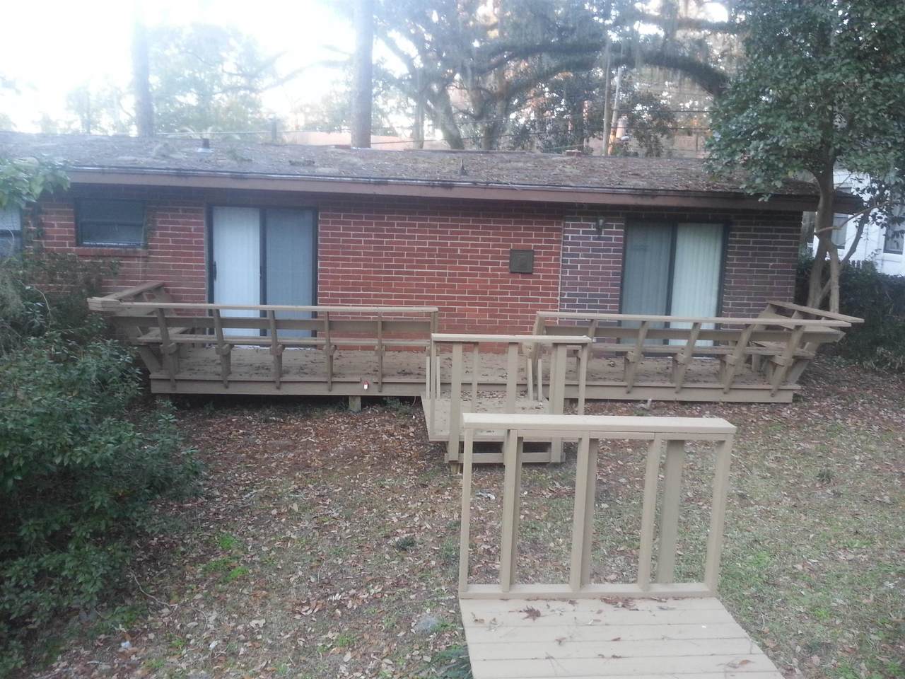 518 Hart Street - Photo 1