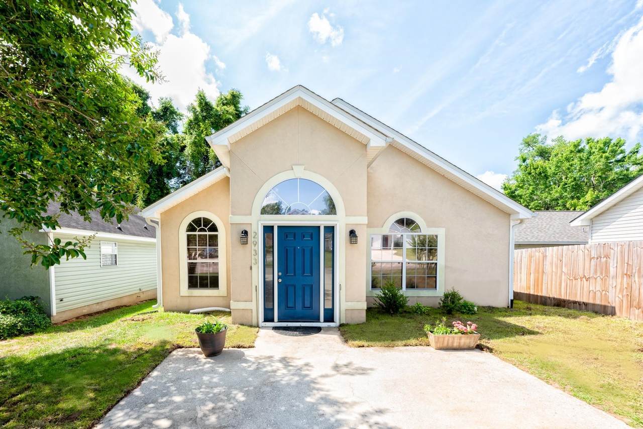 2933 Viking Way - Photo 1
