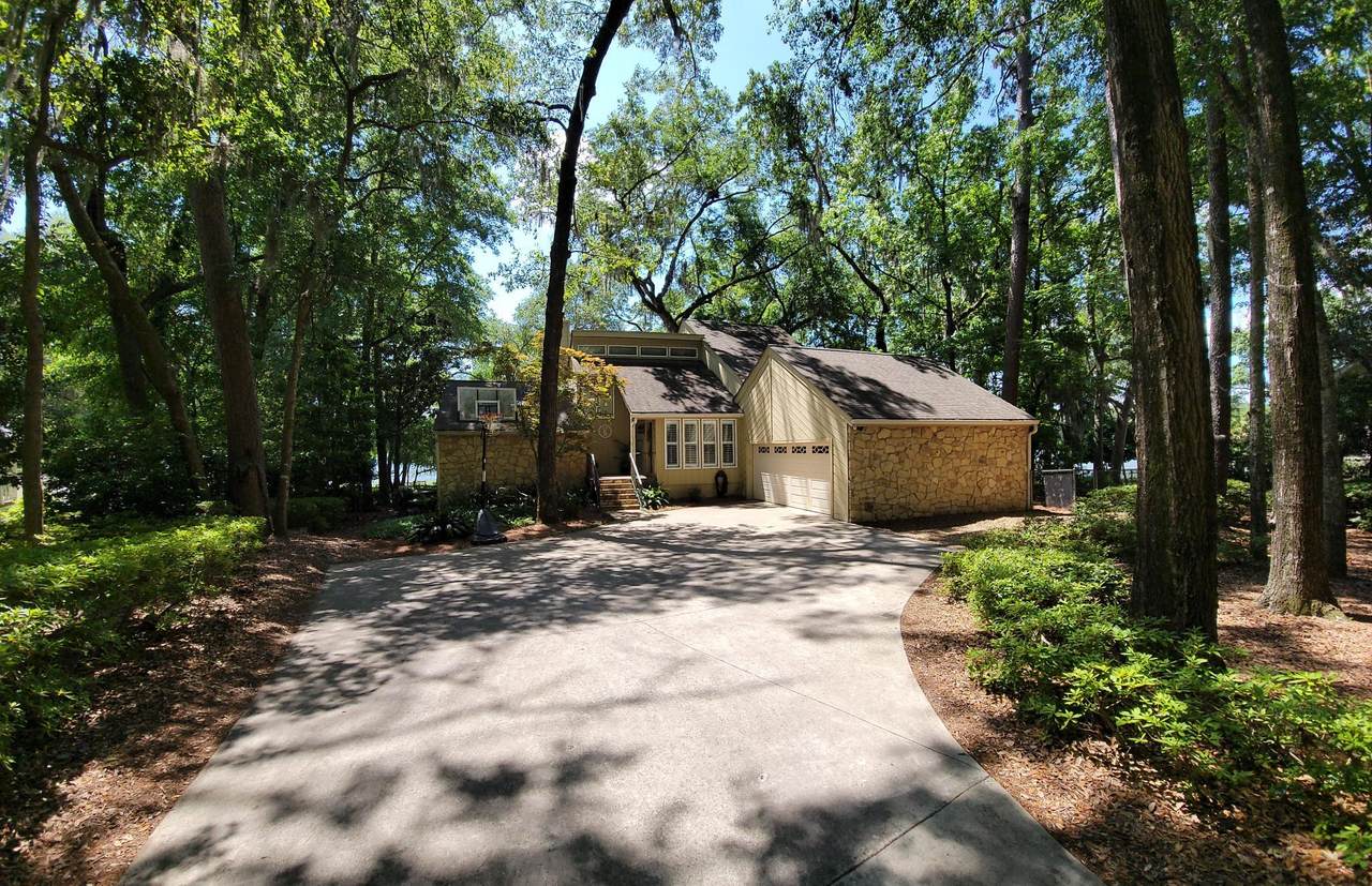 3189 Ferns Glen Drive - Photo 1