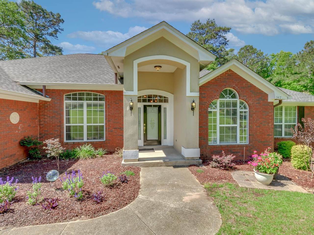 347 Thornberg Drive - Photo 1