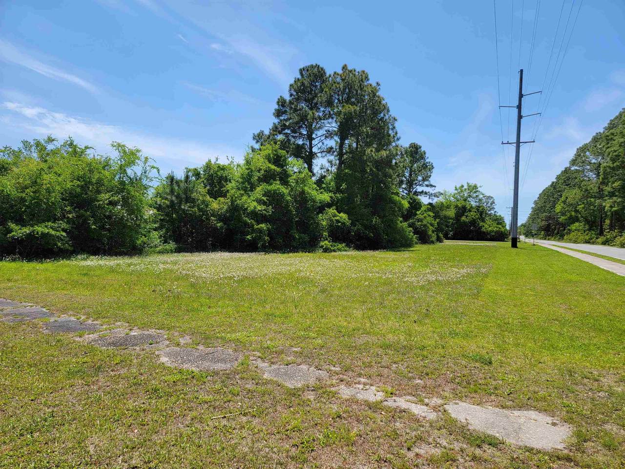 000 Holland Avenue - Photo 1