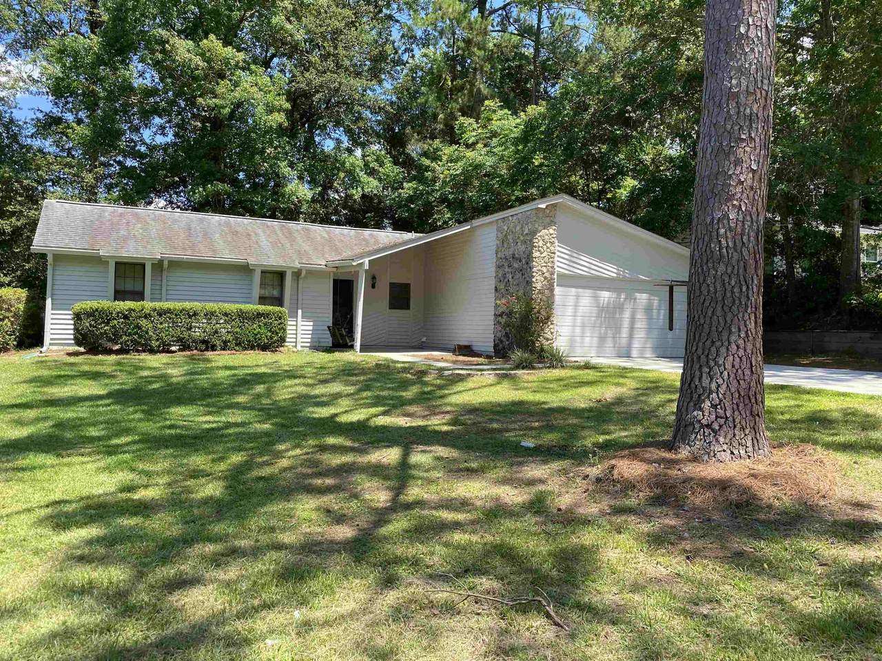 1129 Cross Creek Circle - Photo 1