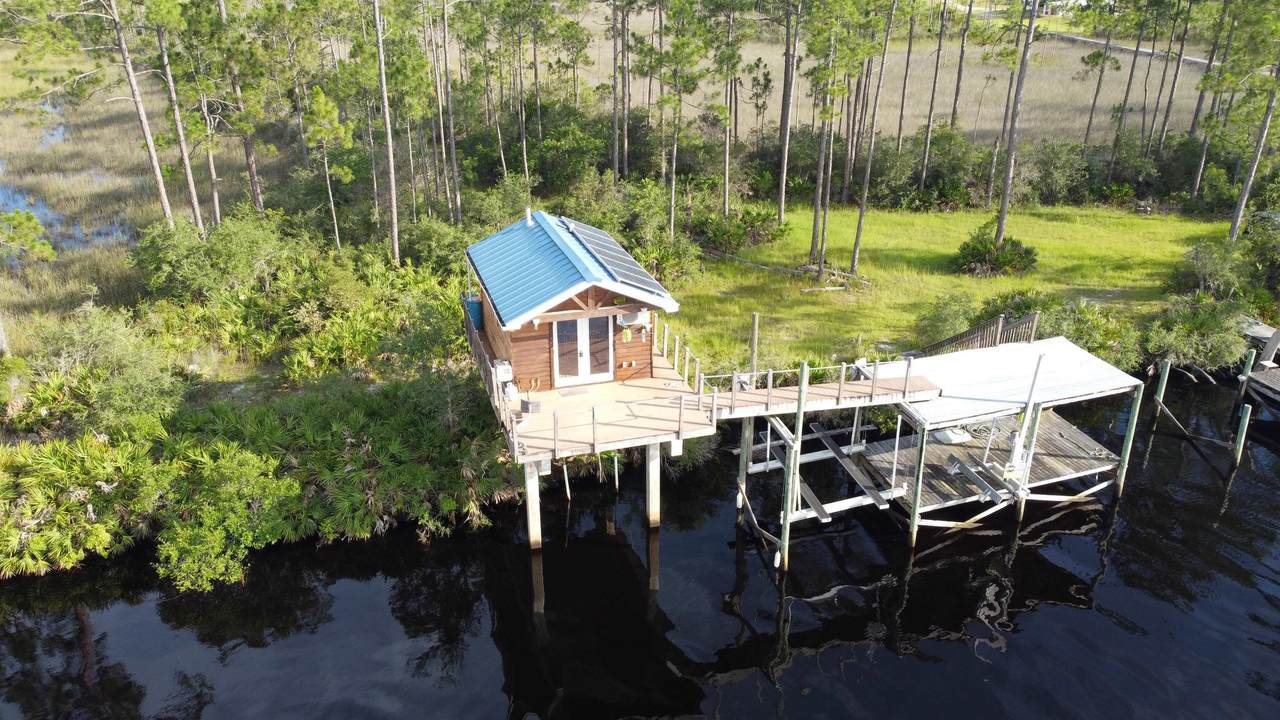 709 Mill Road - Photo 1