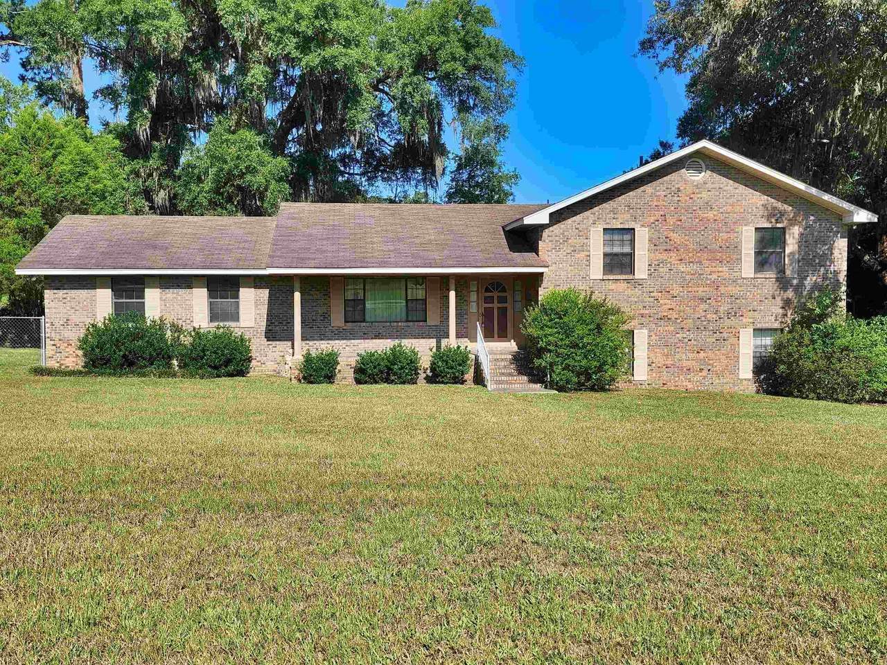 126 Live Oak Trail - Photo 1