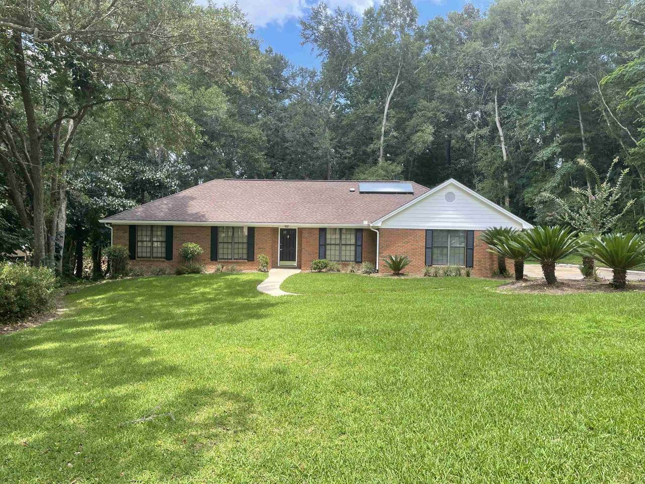 8233 Greenmont Avenue - Photo 1