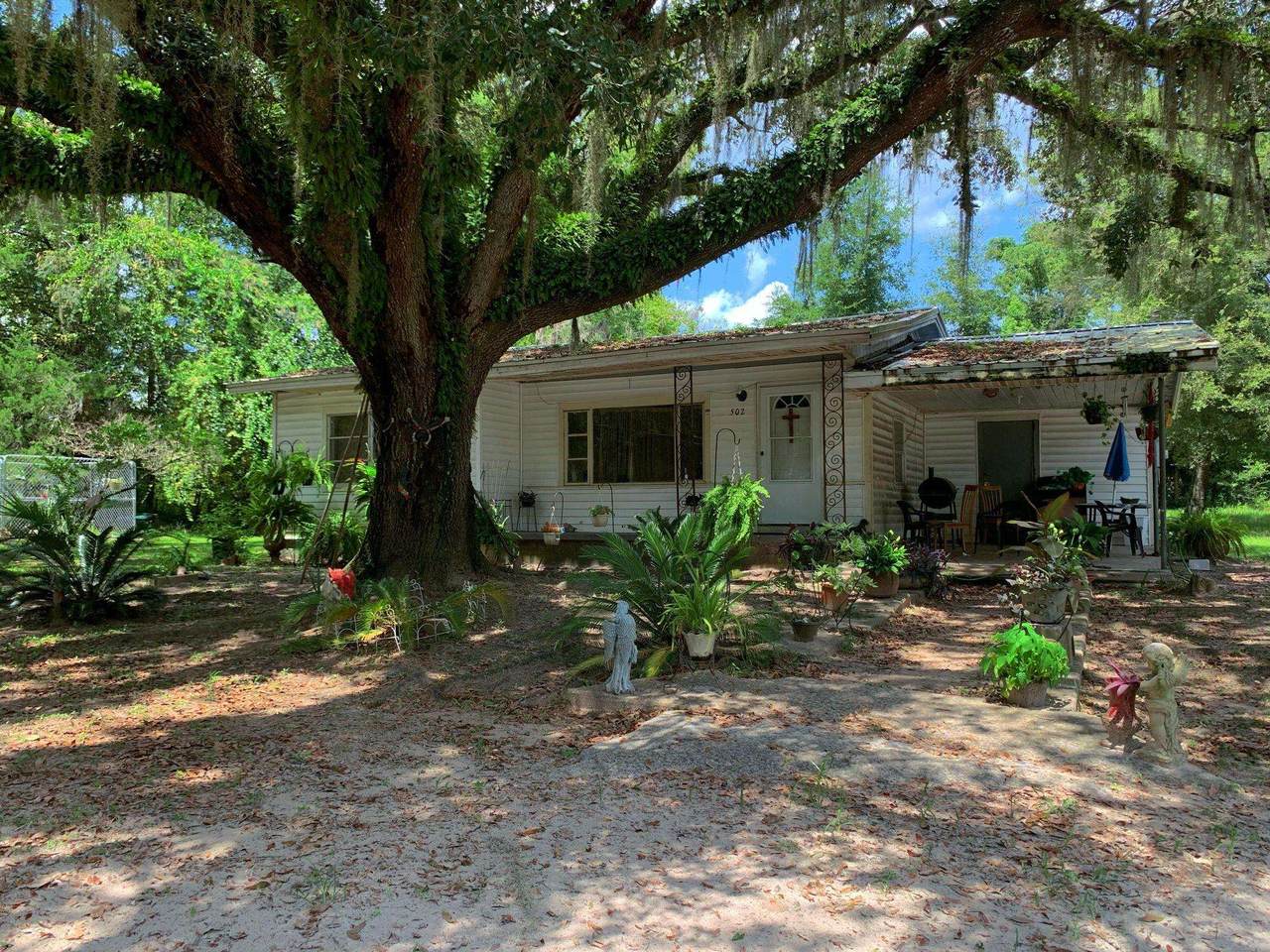 502 Drew Street - Photo 1