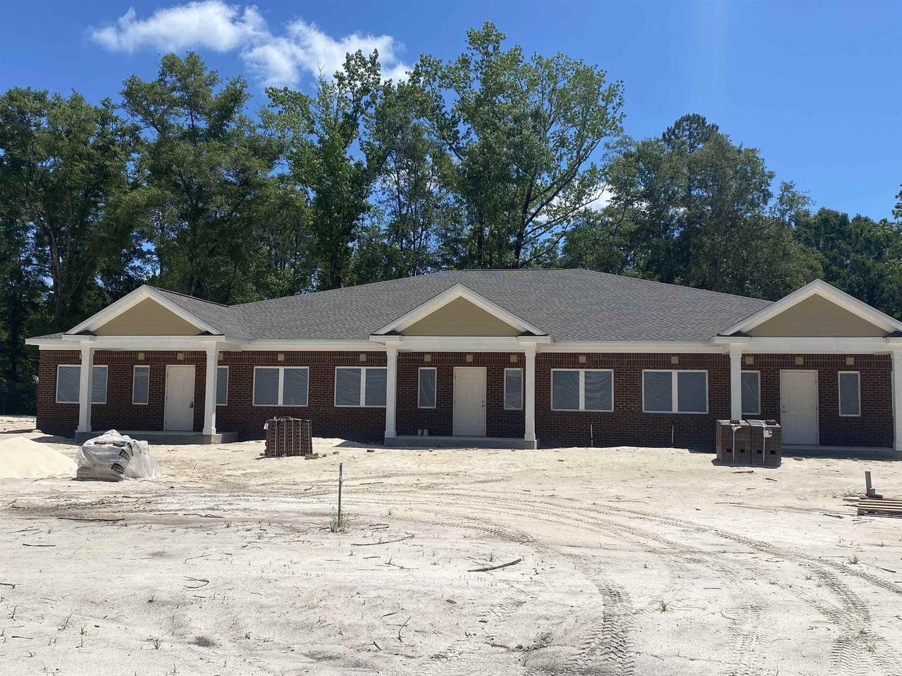 71 Songbird Avenue - Photo 1
