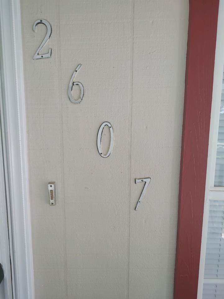 2607 Saxon Street - Photo 1