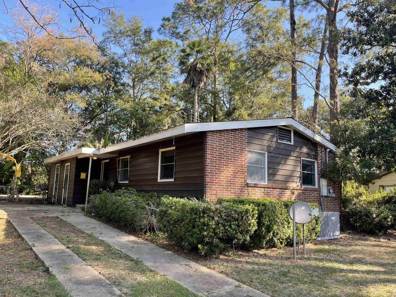 2124 Berkshire Drive - Photo 1
