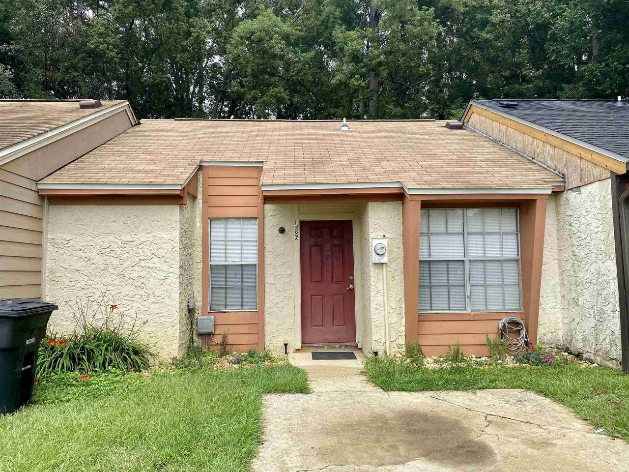 1526 Levy Avenue - Photo 1