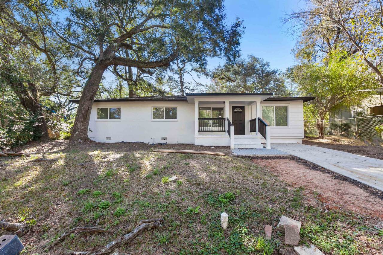3419 Miami Drive - Photo 1