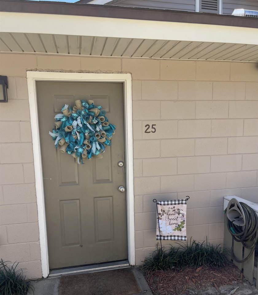 2241 Pensacola Street - Photo 1