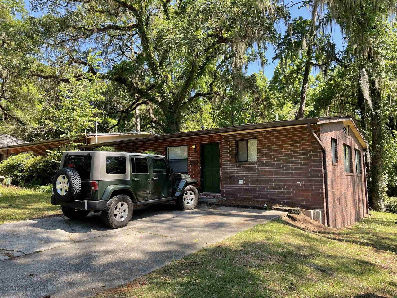 518 Hart Street - Photo 1