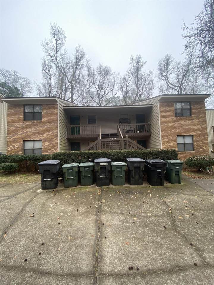2923 Woodrich Drive - Photo 1